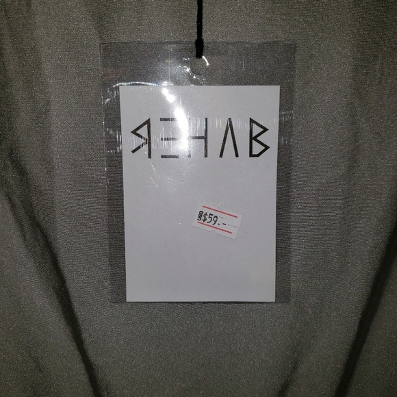 💥5/25$ Silver Gray Bodycon Dress - Picture 4 of 7